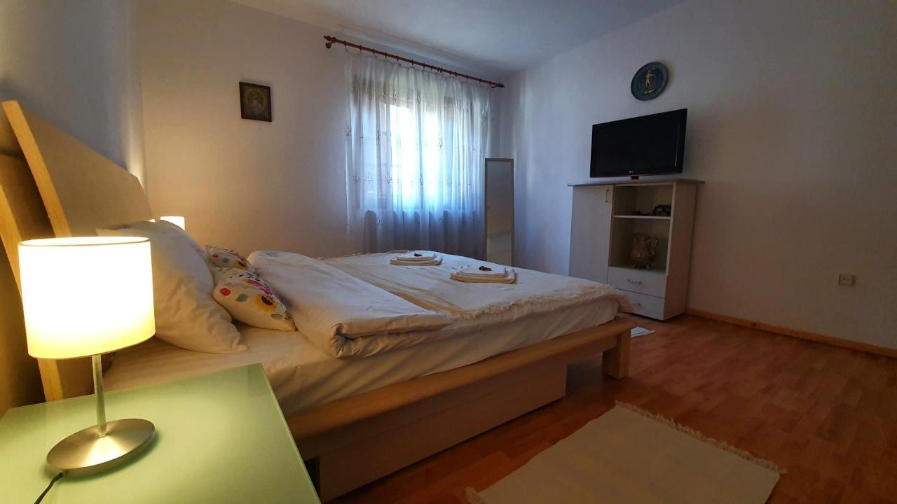 Vila Panselutelor 6 Синая Экстерьер фото